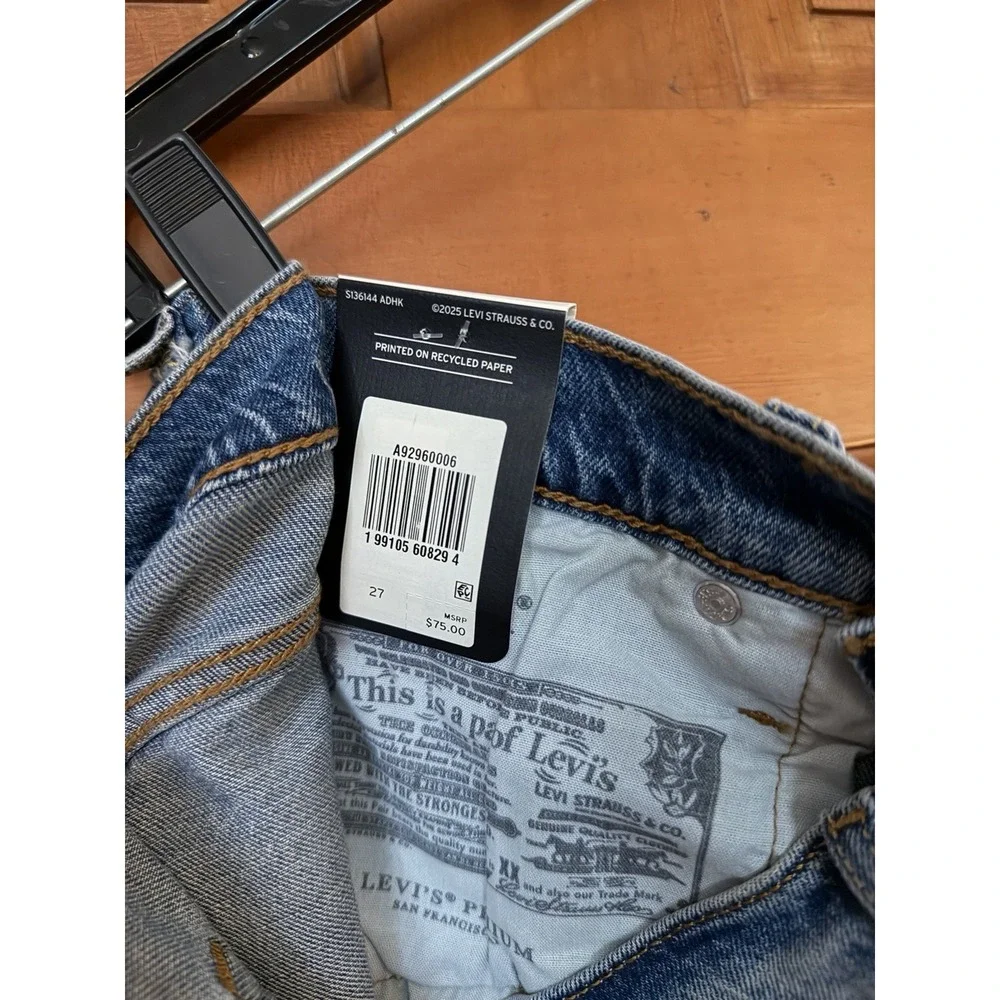 Women's Levi's 501 Mid-Thigh Denim Shorts High-Rise Size 27 NWT
